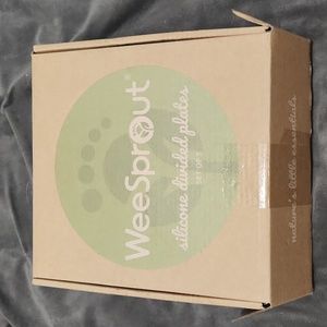 Wee Sprout silicone divided plates set of 3